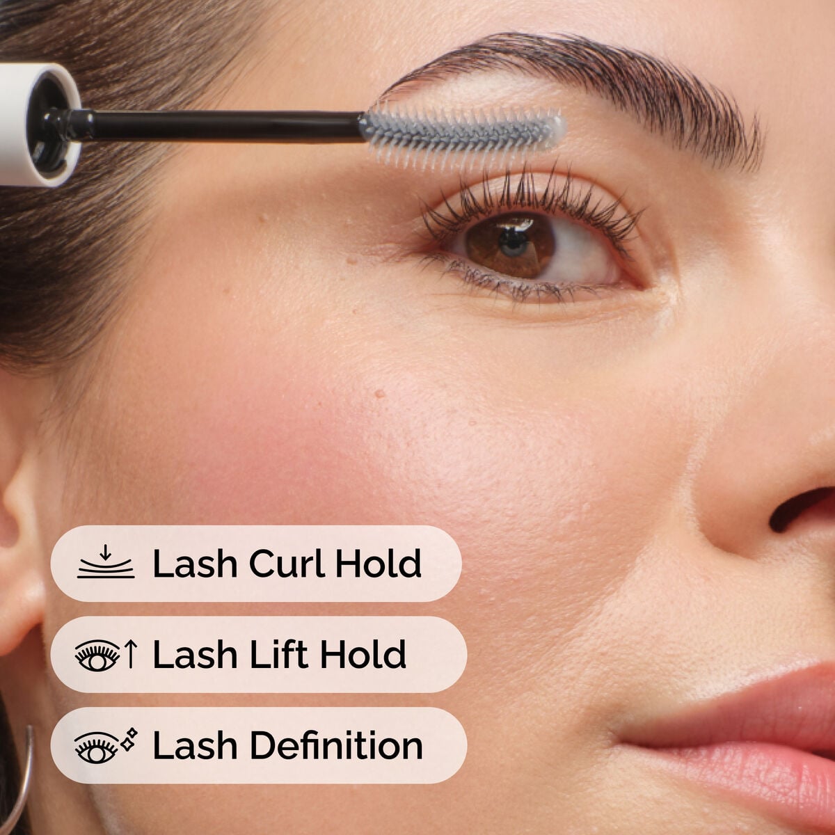 lash-curl-finisher-h2 ord-lash-curl-finisher-model-application-with-benefits.jpg